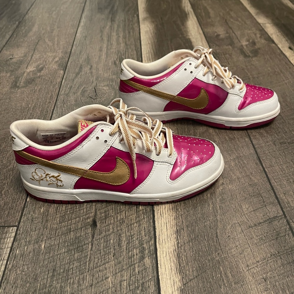 Rare Nike Dunk Low GS 'Rave Pink Gold'